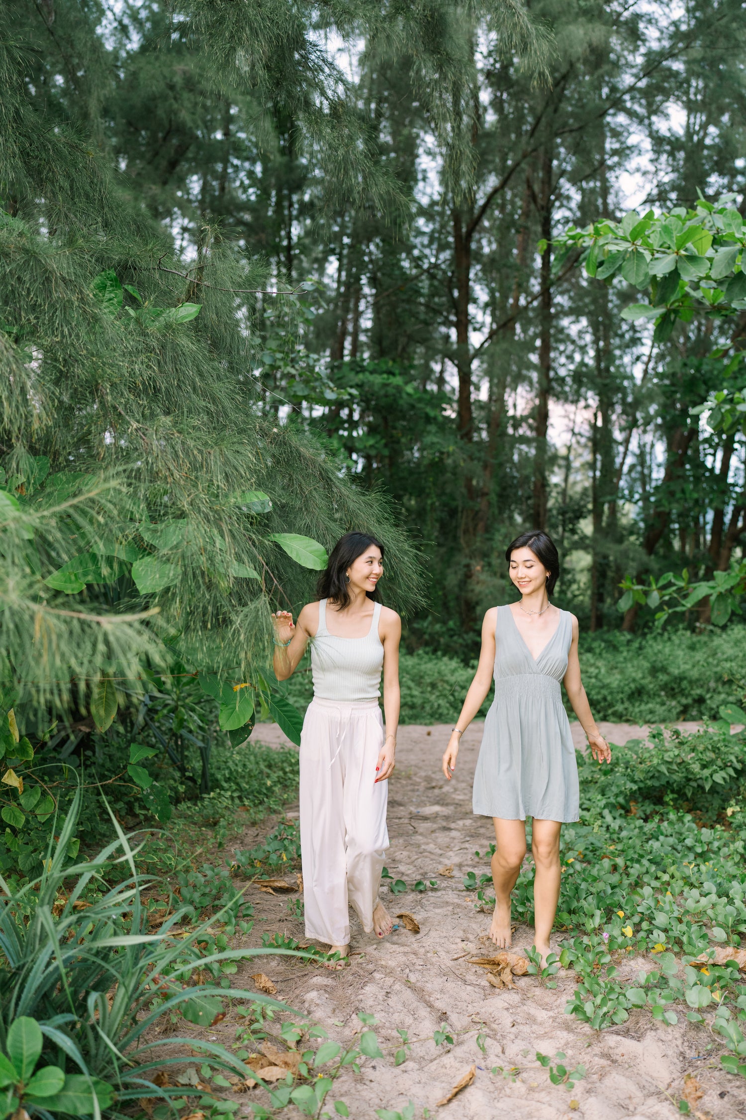 Botani Bloom's founders: Sophie and Charlene