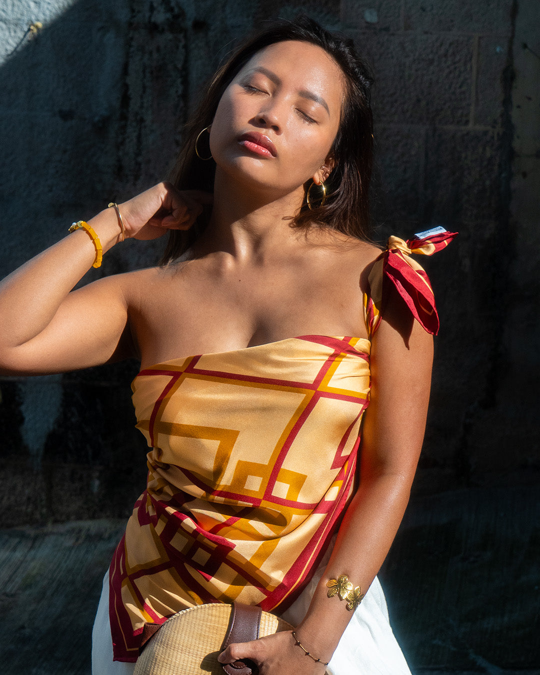 100% Natural Silk Scarf vs. Satin – Feel the True Luxury Difference ✨