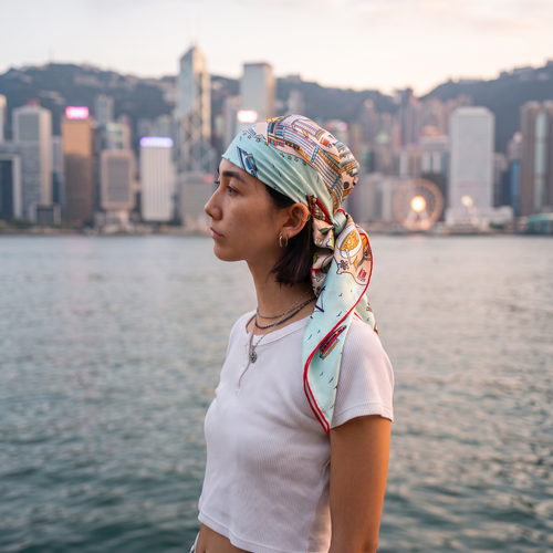 Hong Kong au Quotidien Scarf