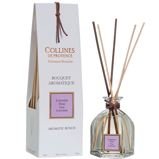 Collines de Provence Fine Lavender diffuser with reeds and box, front view