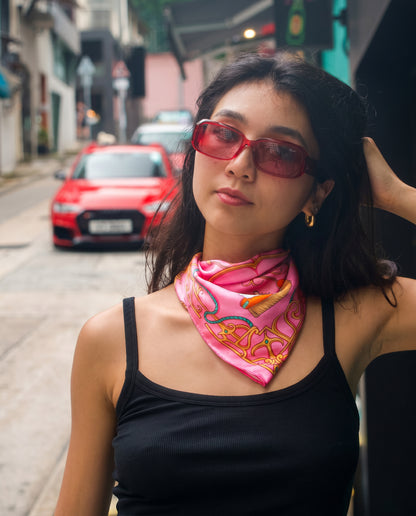 Palais du Maneki-Neko Scarf