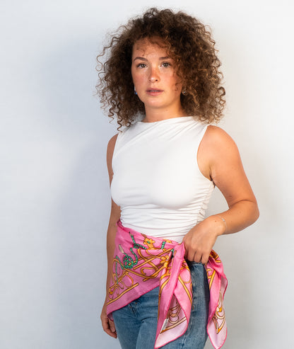 Palais du Maneki-Neko Scarf