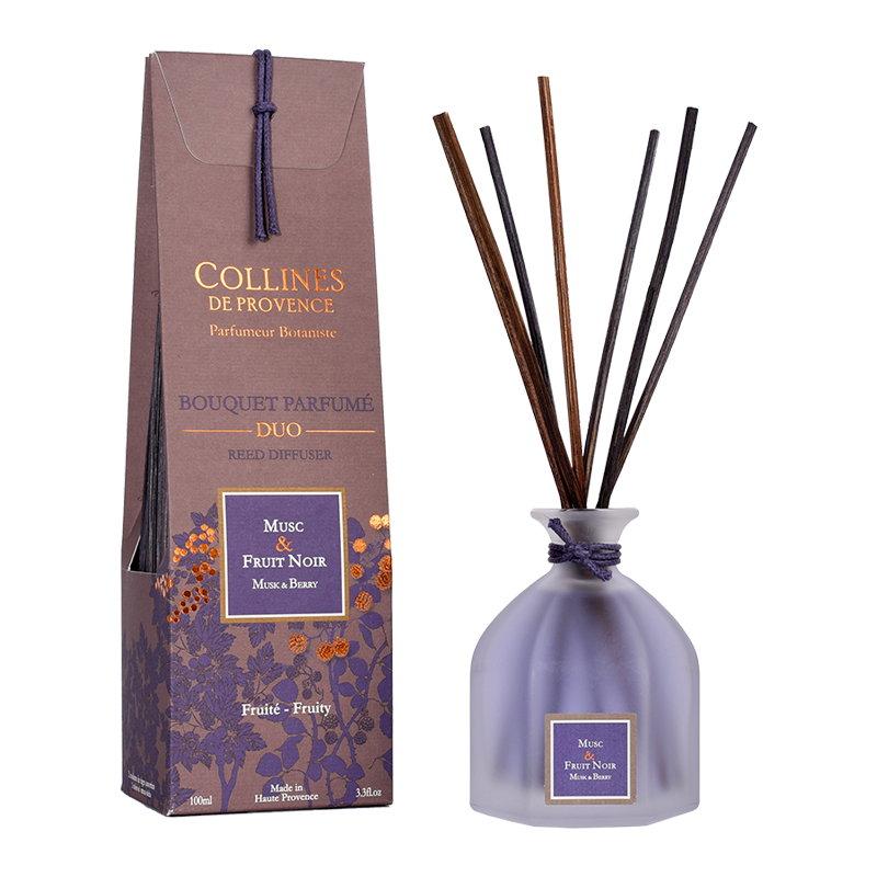Musk & Berry Reed Diffuser, Front bottle, with box