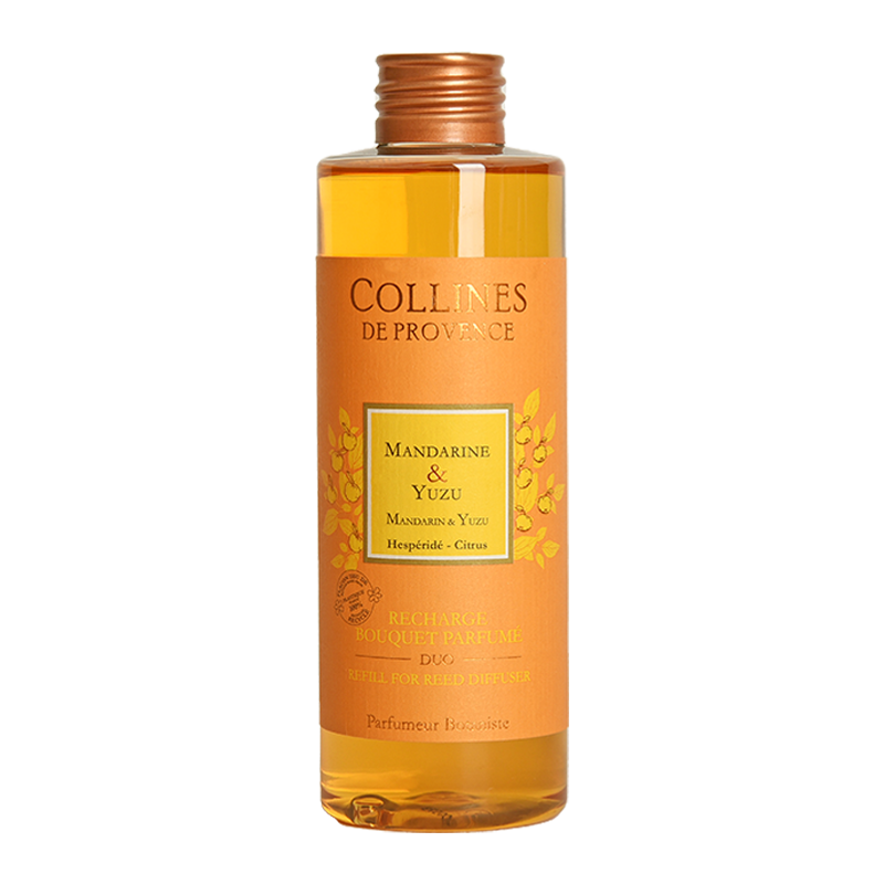 Collines de Provence mandarin and yuzu diffuser refill bottle on a white background