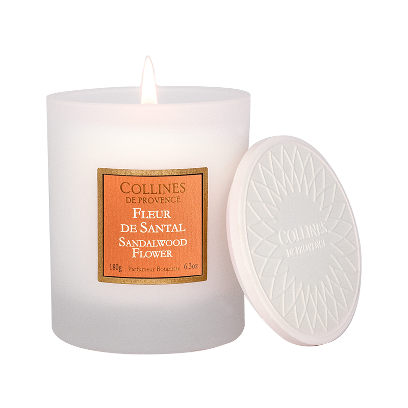 Collines de Provence Sandalwood Flower Scented candle with lid, front view