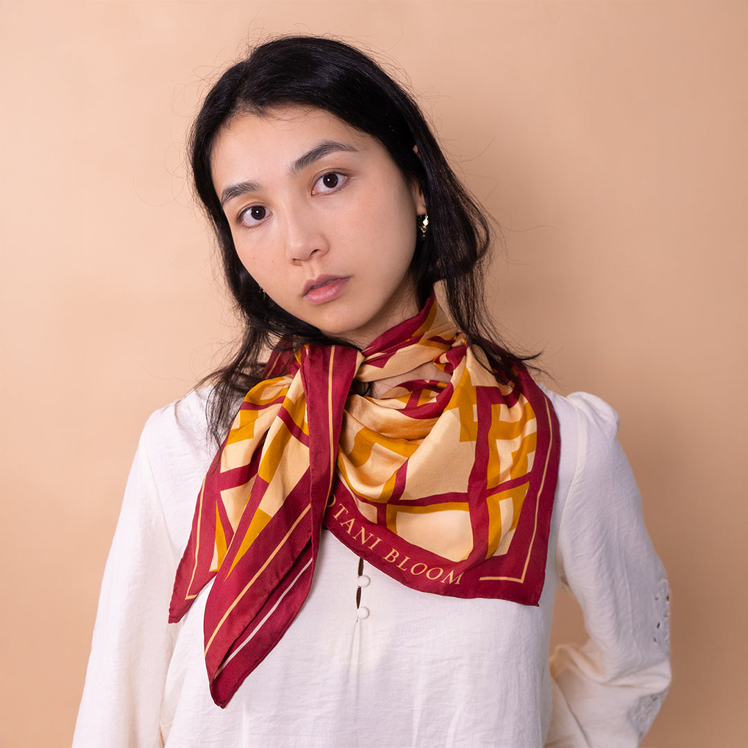 Labyrinthe Oriental Scarf