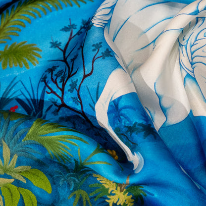 維納斯與她飄逸的駿馬絲巾