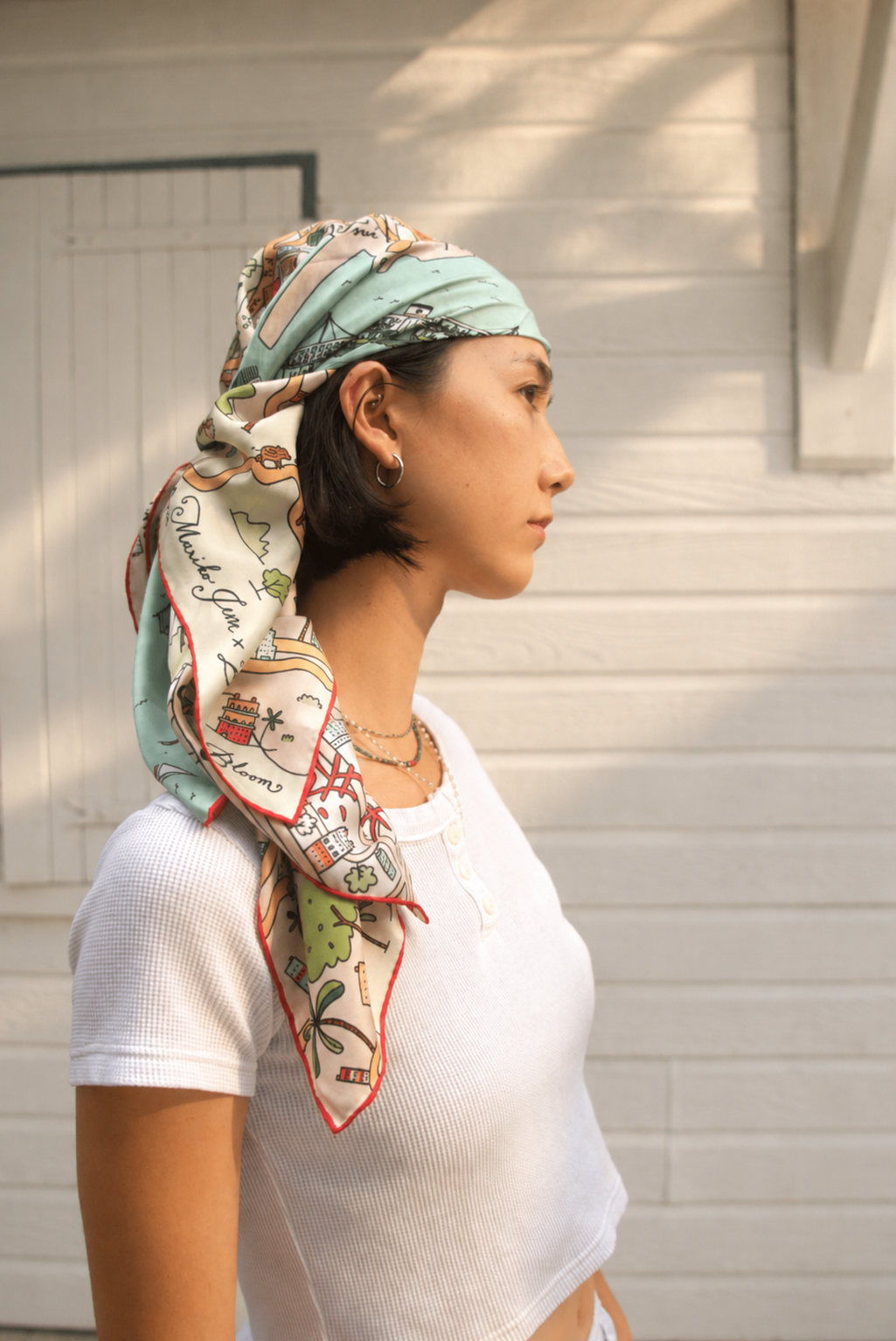Hong Kong au Quotidien Scarf (PRE-ORDER)